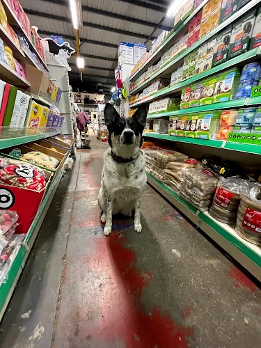 Pet Warehouse